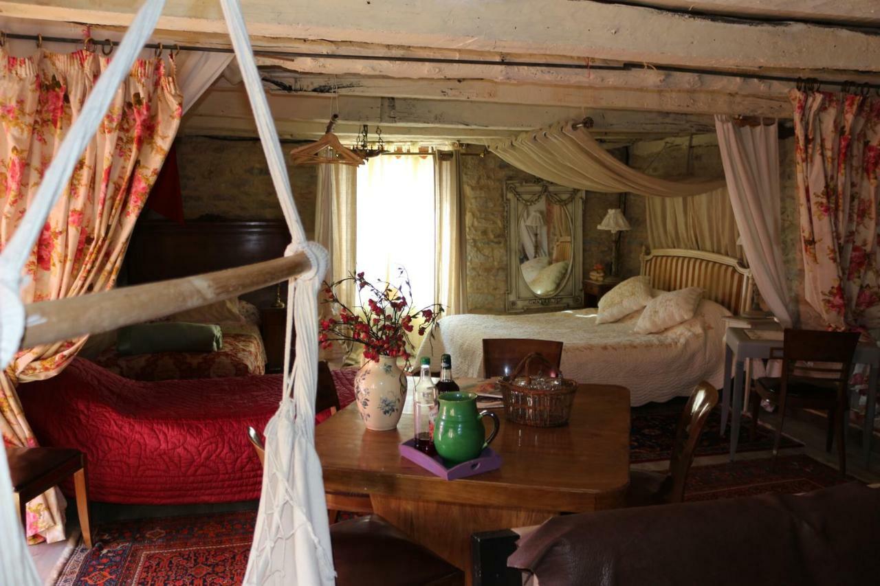 Vailhourles Le Moulin A Huile Bed & Breakfast エクステリア 写真
