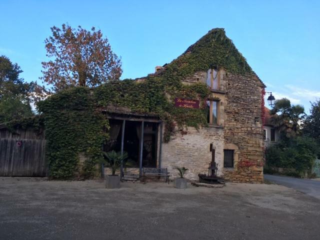 Vailhourles Le Moulin A Huile Bed & Breakfast エクステリア 写真
